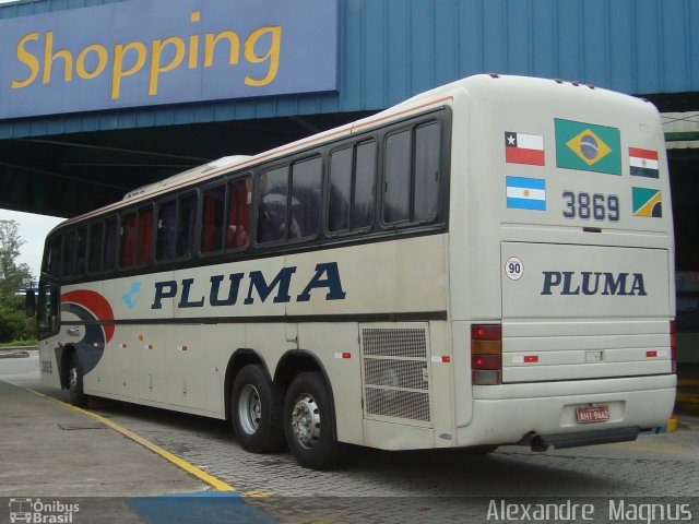 Pluma Conforto e Turismo 3869 na cidade de Resende, Rio de Janeiro, Brasil, por Alexandre  Magnus. Número da foto: #778153.
