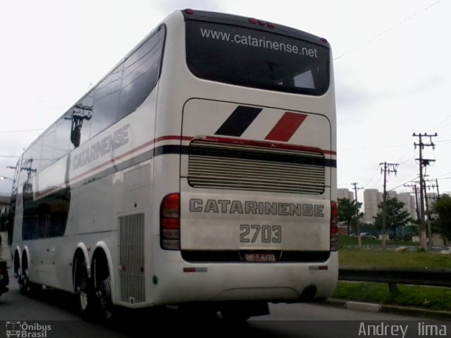 Auto Viação Catarinense 2703 na cidade de São Paulo, São Paulo, Brasil, por Andrey  Lima. Número da foto: #777961.
