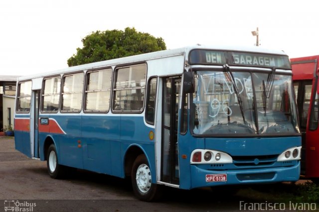 Ônibus Particulares 28 na cidade de Assis, São Paulo, Brasil, por Francisco Ivano. Número da foto: #779019.