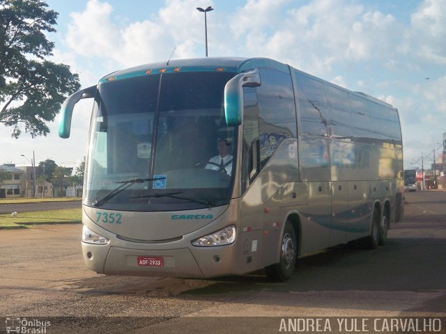 Viação Garcia 7352 na cidade de Cascavel, Paraná, Brasil, por Andrea Yule Carvalho. Número da foto: #782953.
