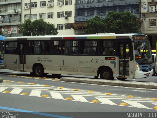 Transportes Barra C13054 na cidade de Rio de Janeiro, Rio de Janeiro, Brasil, por Francisco  Kelsch. ID da foto: 786480.