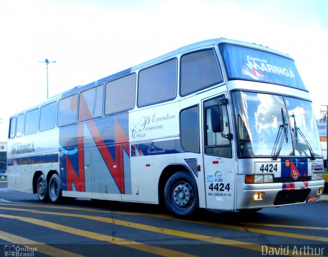 Expresso Maringá 4424 na cidade de Londrina, Paraná, Brasil, por David Arthur. ID da foto: 788819.