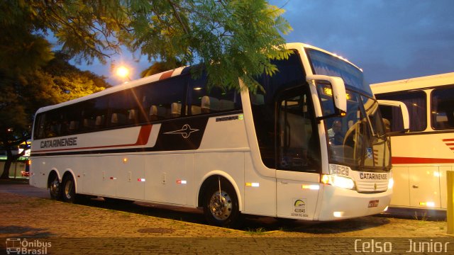 Auto Viação Catarinense 2529 na cidade de São Paulo, São Paulo, Brasil, por Celso  Junior. Número da foto: #788600.