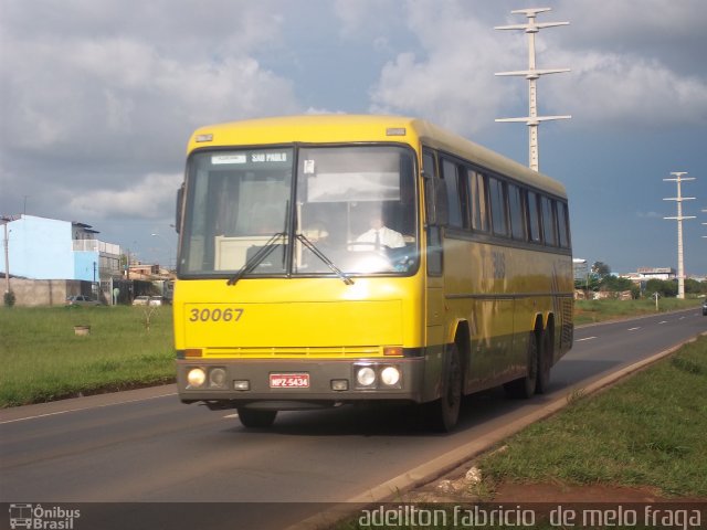 Viação Itapemirim 30067 na cidade de Samambaia, Distrito Federal, Brasil, por Adeilton Fabricio. Número da foto: #791697.