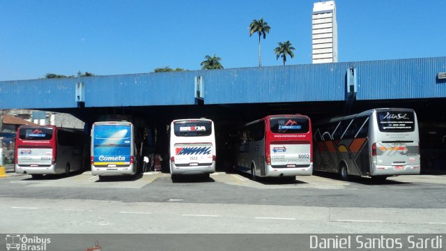 Intersul 5006 na cidade de Santos, São Paulo, Brasil, por Daniel Santos Sardi. Número da foto: #791624.