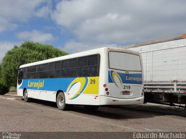 Laranjal Transportes 219 na cidade de Candiota, Rio Grande do Sul, Brasil, por Eduardo Machado. Número da foto: #793480.