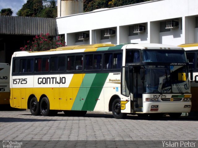 Empresa Gontijo de Transportes 15725 na cidade de Governador Valadares, Minas Gerais, Brasil, por Yslan Peter. ID da foto: 793498.