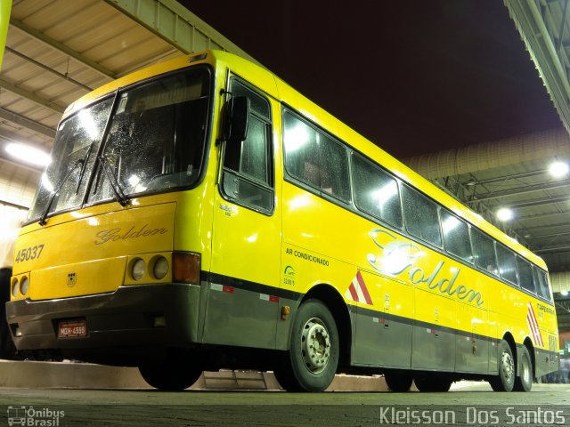 Viação Itapemirim 45037 na cidade de Belo Horizonte, Minas Gerais, Brasil, por Kleisson  dos Santos. Número da foto: #795583.