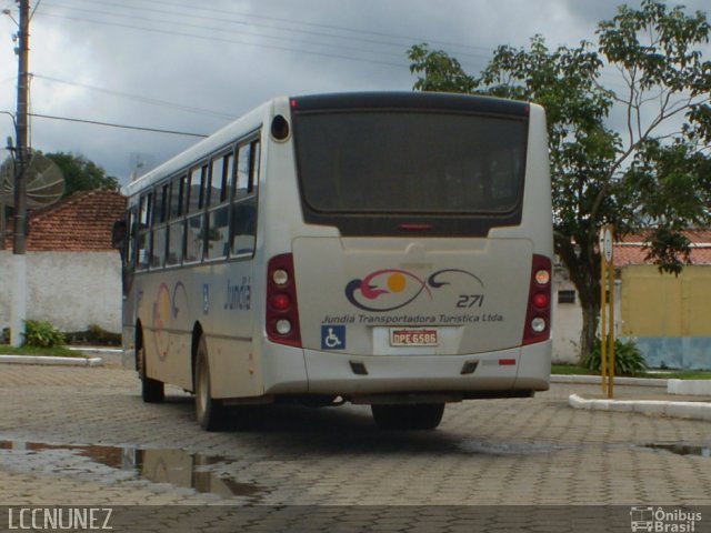 Jundiá Transportadora Turistica 271 na cidade de São Miguel Arcanjo, São Paulo, Brasil, por Luis Nunez. Número da foto: #796175.