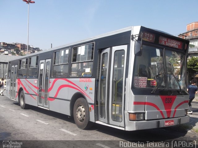 ETCD - Empresa de Transporte Coletivo de Diadema 055 na cidade de Diadema, São Paulo, Brasil, por Roberto Teixeira. ID da foto: 759470.