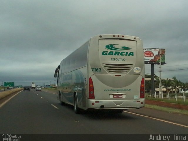 Viação Garcia 7163 na cidade de Londrina, Paraná, Brasil, por Andrey  Lima. ID da foto: 758913.