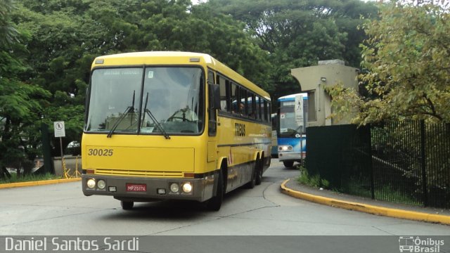 Viação Itapemirim 30025 na cidade de São Paulo, São Paulo, Brasil, por Daniel Santos Sardi. Número da foto: #759517.