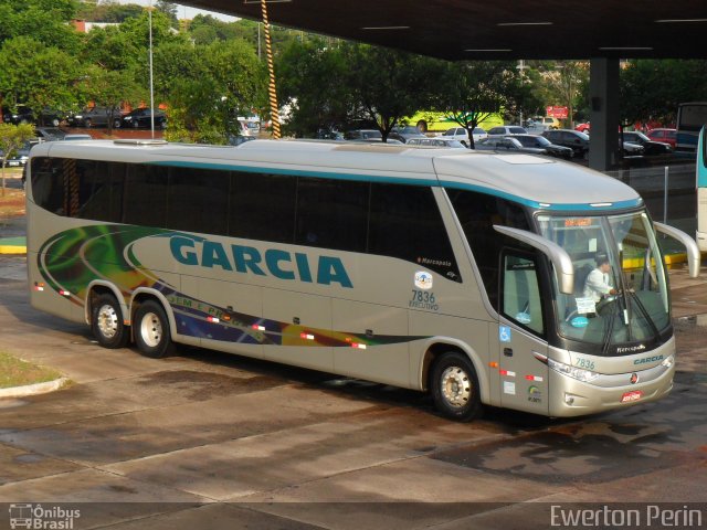 Viação Garcia 7836 na cidade de Foz do Iguaçu, Paraná, Brasil, por Ewerton Perin. Número da foto: #759457.