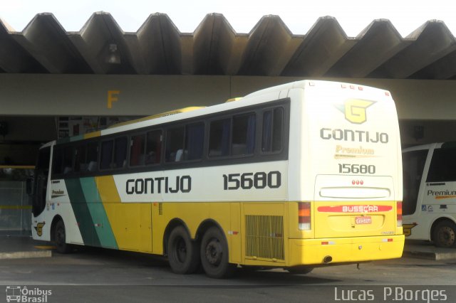 Empresa Gontijo de Transportes 15680 na cidade de Araxá, Minas Gerais, Brasil, por Lucas Borges . Número da foto: #800105.