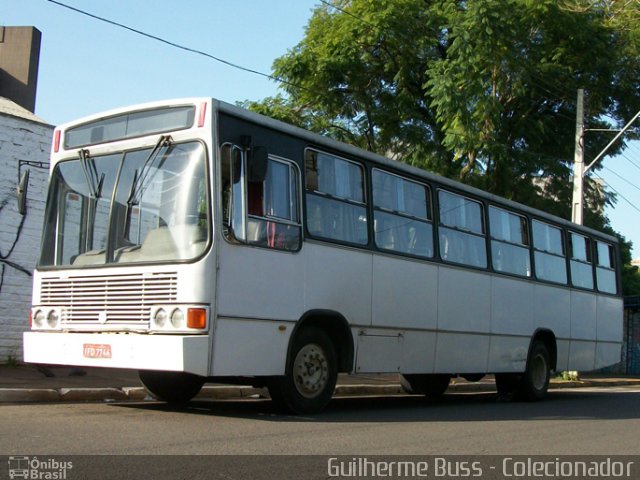 Ônibus Particulares 196 na cidade de Novo Hamburgo, Rio Grande do Sul, Brasil, por Jose  Fernando. Número da foto: #802125.