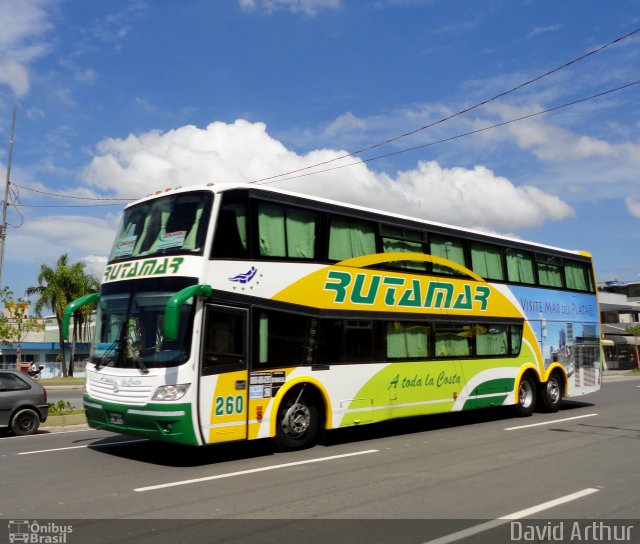 Rutamar 260 na cidade de Camboriú, Santa Catarina, Brasil, por David Arthur. Número da foto: #801119.