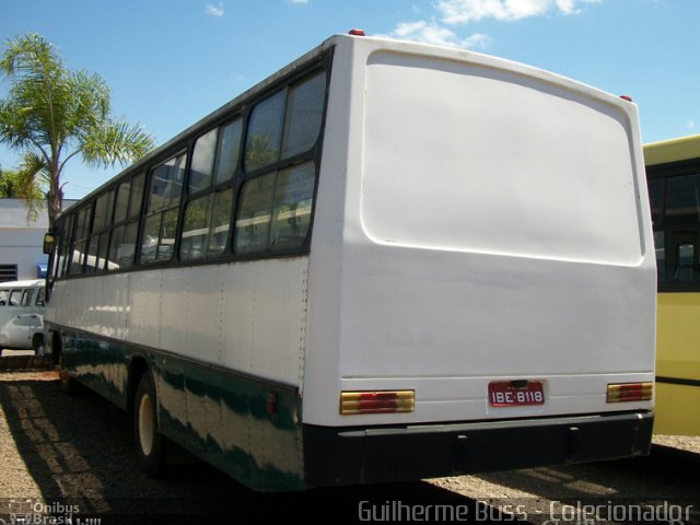 Ônibus Particulares 8118 na cidade de Novo Hamburgo, Rio Grande do Sul, Brasil, por Jose  Fernando. Número da foto: #802152.
