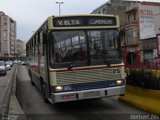 SOUL - Sociedade de Ônibus União Ltda. 25 na cidade de Porto Alegre, Rio Grande do Sul, Brasil, por Herbert Zils. Número da foto: #803373.