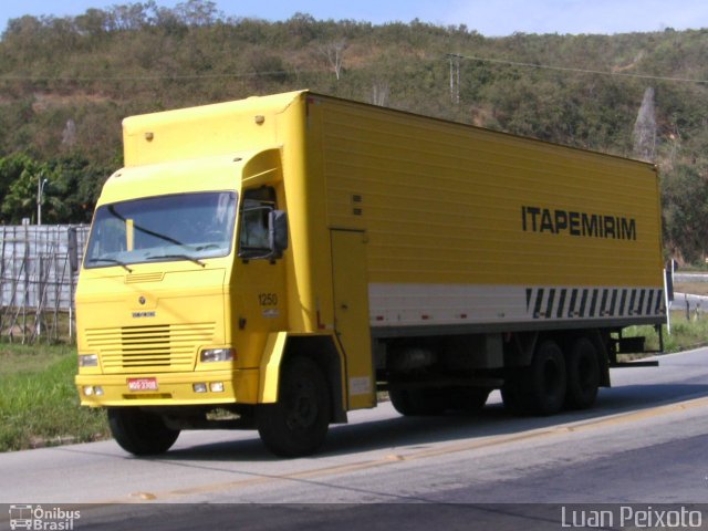 Viação Itapemirim 1250 na cidade de Cachoeiro de Itapemirim, Espírito Santo, Brasil, por Luan Peixoto. ID da foto: 805659.