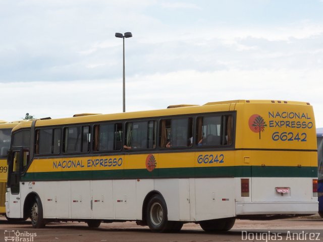 Nacional Expresso 66242 na cidade de Goiânia, Goiás, Brasil, por Douglas Andrez. Número da foto: #807794.