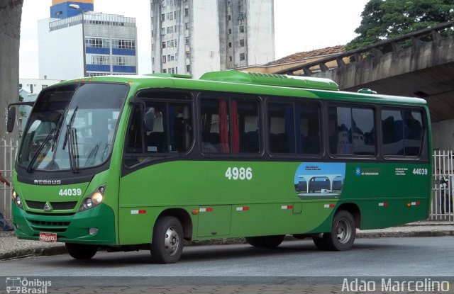 Viação Cisne 44039 na cidade de Belo Horizonte, Minas Gerais, Brasil, por Adão Raimundo Marcelino. Número da foto: #809073.