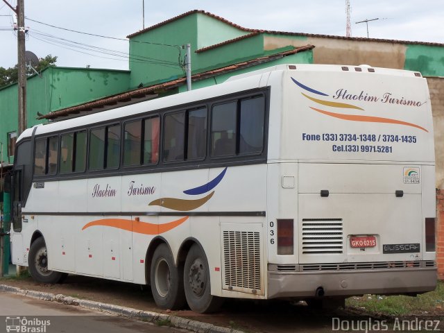 Itaobim Tur 036 na cidade de Trindade, Goiás, Brasil, por Douglas Andrez. Número da foto: #810500.