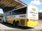 Empresa Gontijo de Transportes 5865 na cidade de Belo Horizonte, Minas Gerais, Brasil, por Ricardo Peruch. Número da foto: #:id.