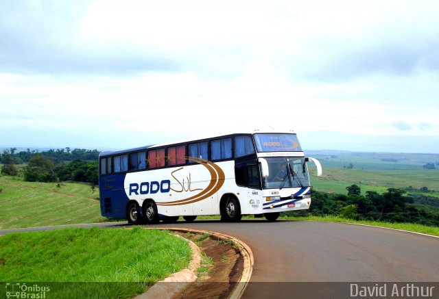 Rodo Sul Turismo e Fretamento 6003 na cidade de Bela Vista do Paraíso, Paraná, Brasil, por David Arthur. Número da foto: #812788.