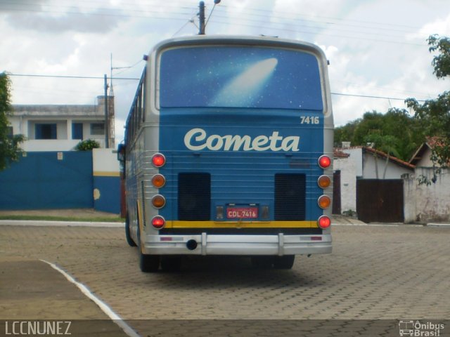 Viação Cometa 7416 na cidade de São Miguel Arcanjo, São Paulo, Brasil, por Luis Nunez. ID da foto: 813623.