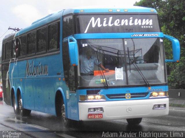 Milenium Turismo 100 na cidade de Cubatão, São Paulo, Brasil, por Adam Xavier Rodrigues Lima. Número da foto: #814901.