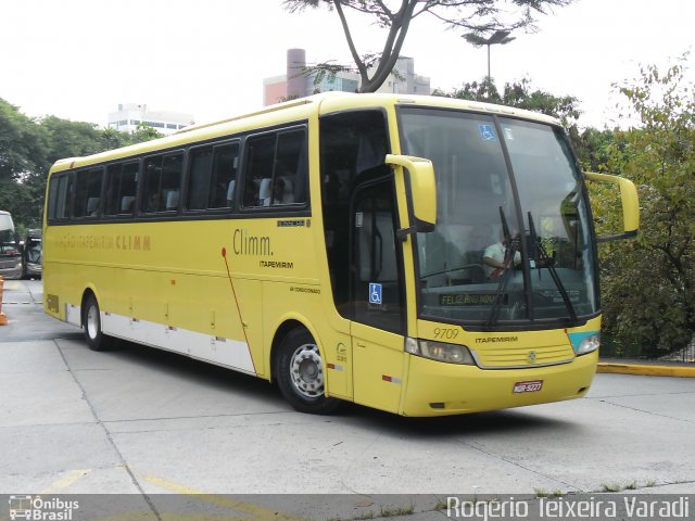 Viação Itapemirim 9709 na cidade de São Paulo, São Paulo, Brasil, por Rogério Teixeira Varadi. Número da foto: #814151.