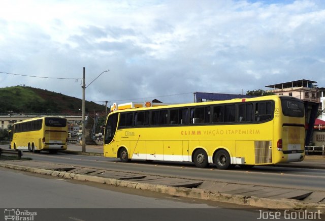 Viação Itapemirim 8125 na cidade de Muriaé, Minas Gerais, Brasil, por José Goulart. Número da foto: #816740.