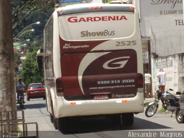Expresso Gardenia 2525 na cidade de Caxambu, Minas Gerais, Brasil, por Alexandre  Magnus. Número da foto: #760348.