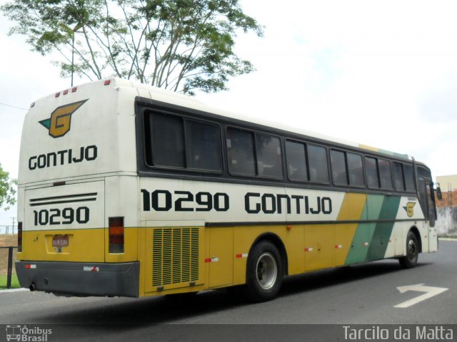 Empresa Gontijo de Transportes 10290 na cidade de Teresina, Piauí, Brasil, por Tarcilo da Matta. Número da foto: #760979.