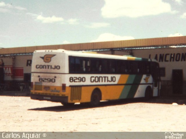 Empresa Gontijo de Transportes 8290 na cidade de Acauã, Piauí, Brasil, por Carlos Aguiar ®. ID da foto: 819290.