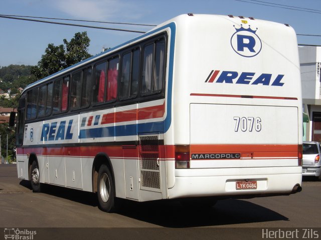 Real Transporte e Turismo 7076 na cidade de Ijuí, Rio Grande do Sul, Brasil, por Herbert Zils. Número da foto: #818615.