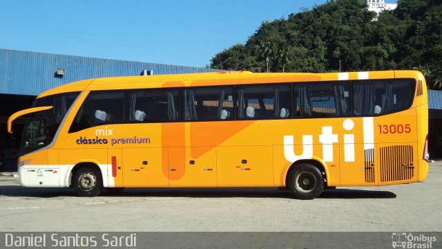 UTIL - União Transporte Interestadual de Luxo 13005 na cidade de Santos, São Paulo, Brasil, por Daniel Santos Sardi. Número da foto: #762912.