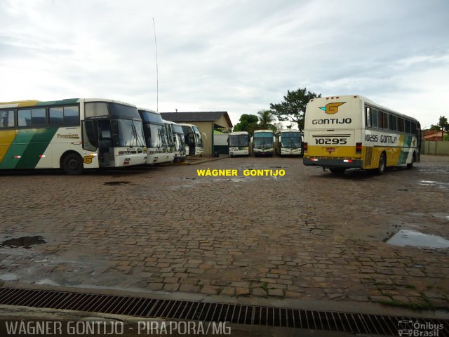 Empresa Gontijo de Transportes 10295 na cidade de Pirapora, Minas Gerais, Brasil, por Wagner Gontijo Várzea da Palma-mg. ID da foto: 765507.