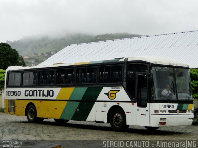 Empresa Gontijo de Transportes 10360 na cidade de Almenara, Minas Gerais, Brasil, por Sérgio Augusto Braga Canuto. ID da foto: 767301.