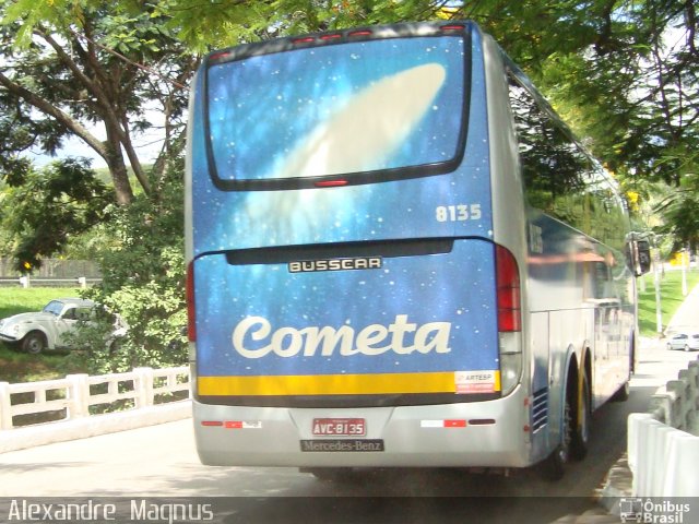 Viação Cometa 8135 na cidade de Queluz, São Paulo, Brasil, por Alexandre  Magnus. Número da foto: #770516.