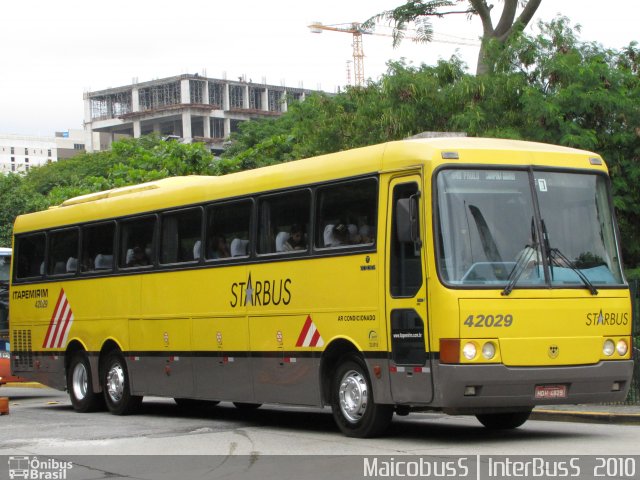 Viação Itapemirim 42029 na cidade de São Paulo, São Paulo, Brasil, por Maicon Igor  Barboza. Número da foto: #771543.