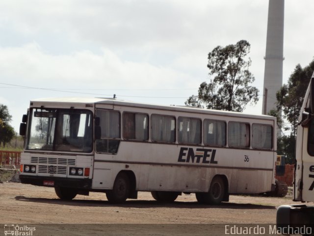 Entel Construções e Transportes 36 na cidade de Candiota, Rio Grande do Sul, Brasil, por Eduardo Machado. Número da foto: #771815.