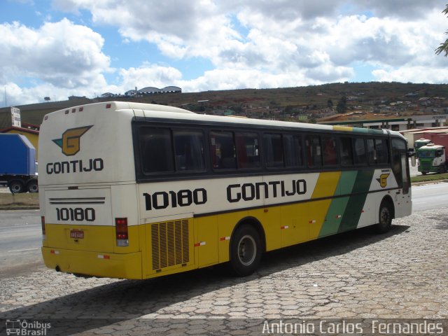 Empresa Gontijo de Transportes 10180 na cidade de João Monlevade, Minas Gerais, Brasil, por Antonio Carlos Fernandes. ID da foto: 1316644.