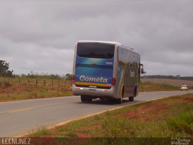 Viação Cometa 8203 na cidade de São Miguel Arcanjo, São Paulo, Brasil, por Luis Nunez. ID da foto: 1343230.