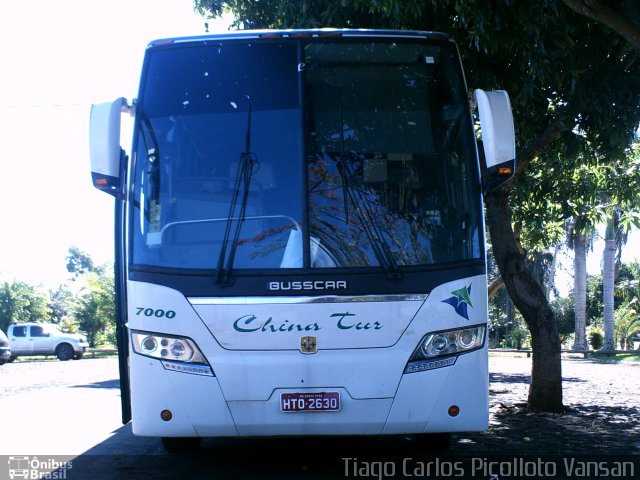Chinatur Turismo 7000 na cidade de Santa Helena, Paraná, Brasil, por Tiago Carlos Picolloto Vansan. Número da foto: #1342658.