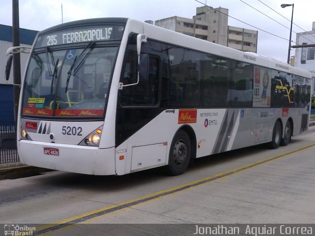 Metra - Sistema Metropolitano de Transporte 5202 na cidade de São Bernardo do Campo, São Paulo, Brasil, por Jonathan  Aguiar Correa. Número da foto: #1342307.