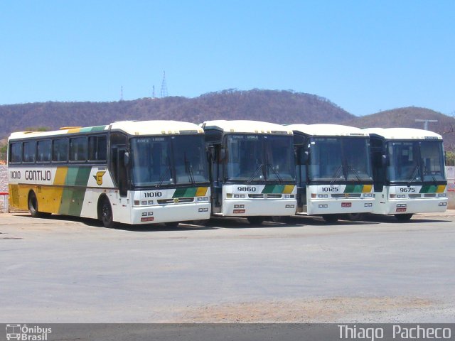 Empresa Gontijo de Transportes 11010 na cidade de Montes Claros, Minas Gerais, Brasil, por Thiago  Pacheco. ID da foto: 1342533.