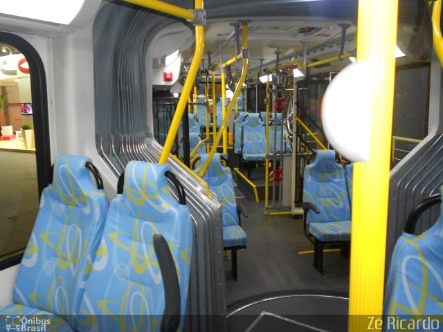 Comil Ônibus Doppio BRT na cidade de Rio de Janeiro, Rio de Janeiro, Brasil, por Zé Ricardo Reis. ID da foto: 1347685.