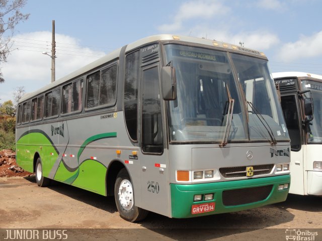 Turin Transportes 250 na cidade de Ouro Branco, Minas Gerais, Brasil, por JUNIOR JUNIOR. ID da foto: 1351699.