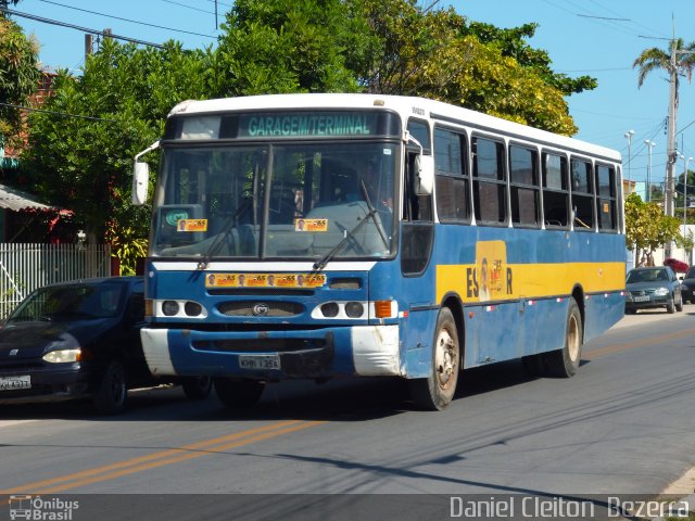 Escolares F113HL na cidade de Olinda, Pernambuco, Brasil, por Daniel Cleiton  Bezerra. Número da foto: #1319372.